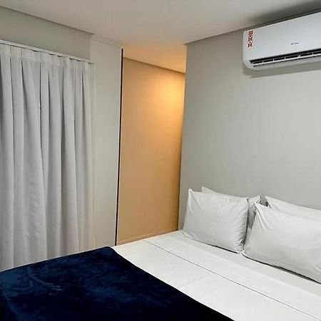 Apartamento Beira Mar Com 2 Quartos เฮซิเฟ ภายนอก รูปภาพ